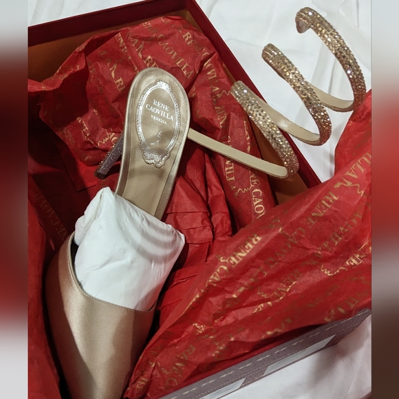 New Rene Caovilla Satin Champagne Heels size 37 - Picture 4 of 8